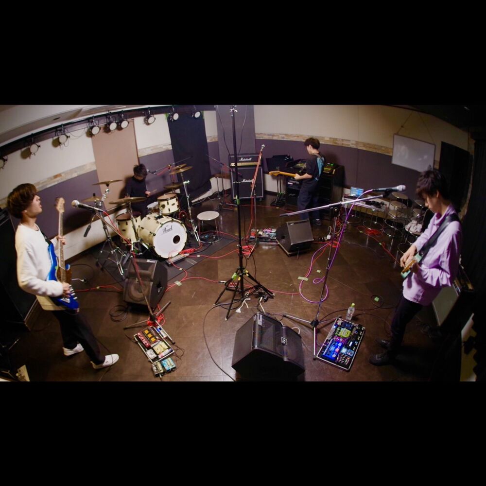 Picture of studio session at cloud9 machida