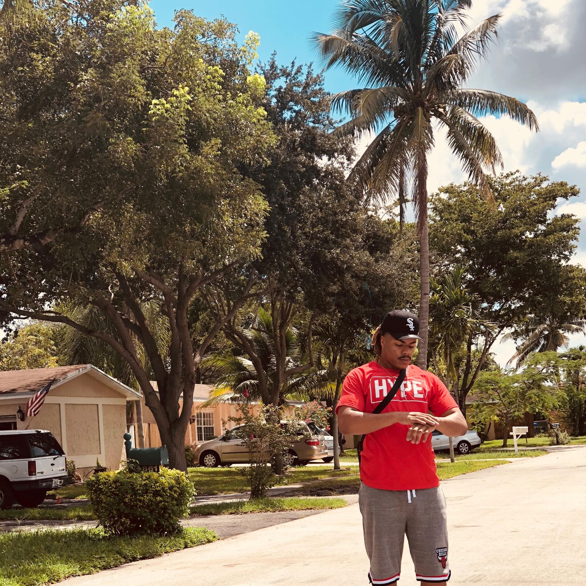 Album cover of Alone (feat. Burgos & Ransteez)