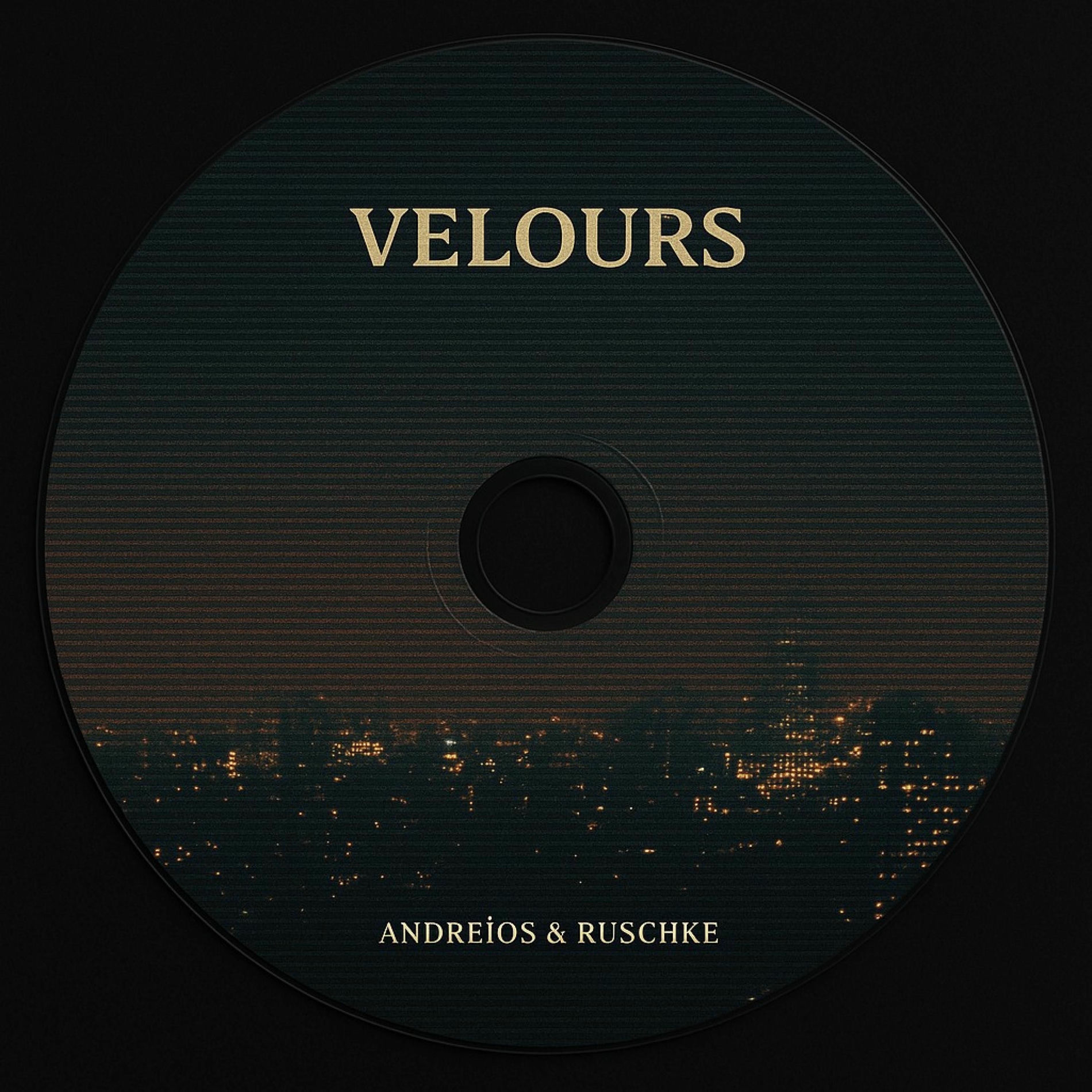 Album cover of VELOURS.