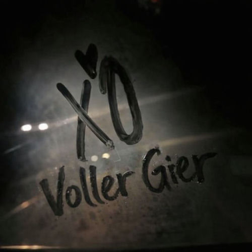 Voller Gier