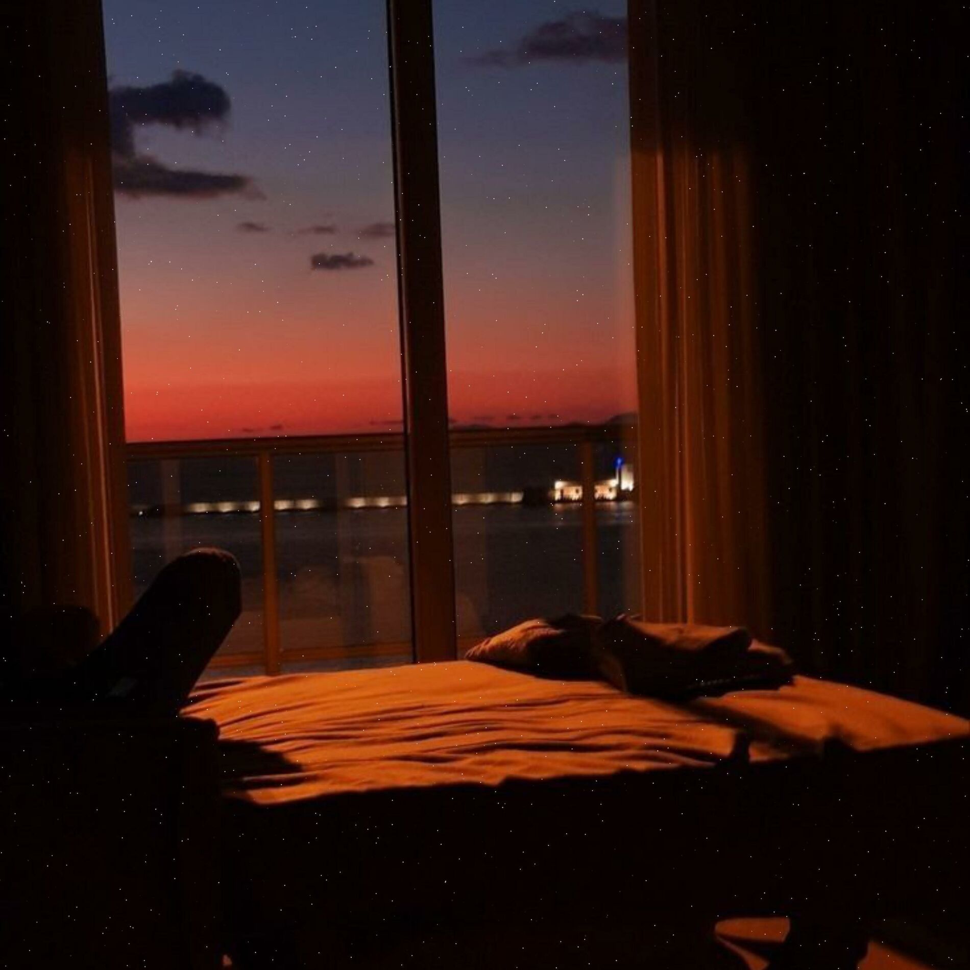 Album cover of AIRBNB