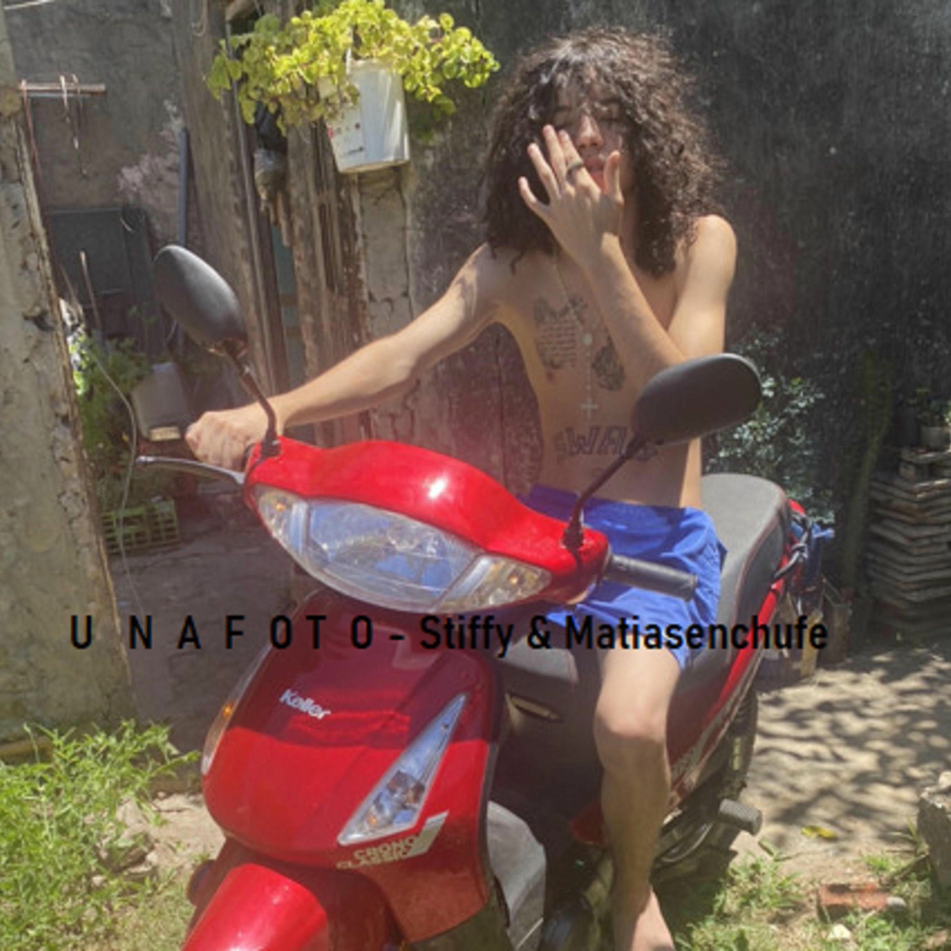 Album cover of Una foto (feat. stiffy)
