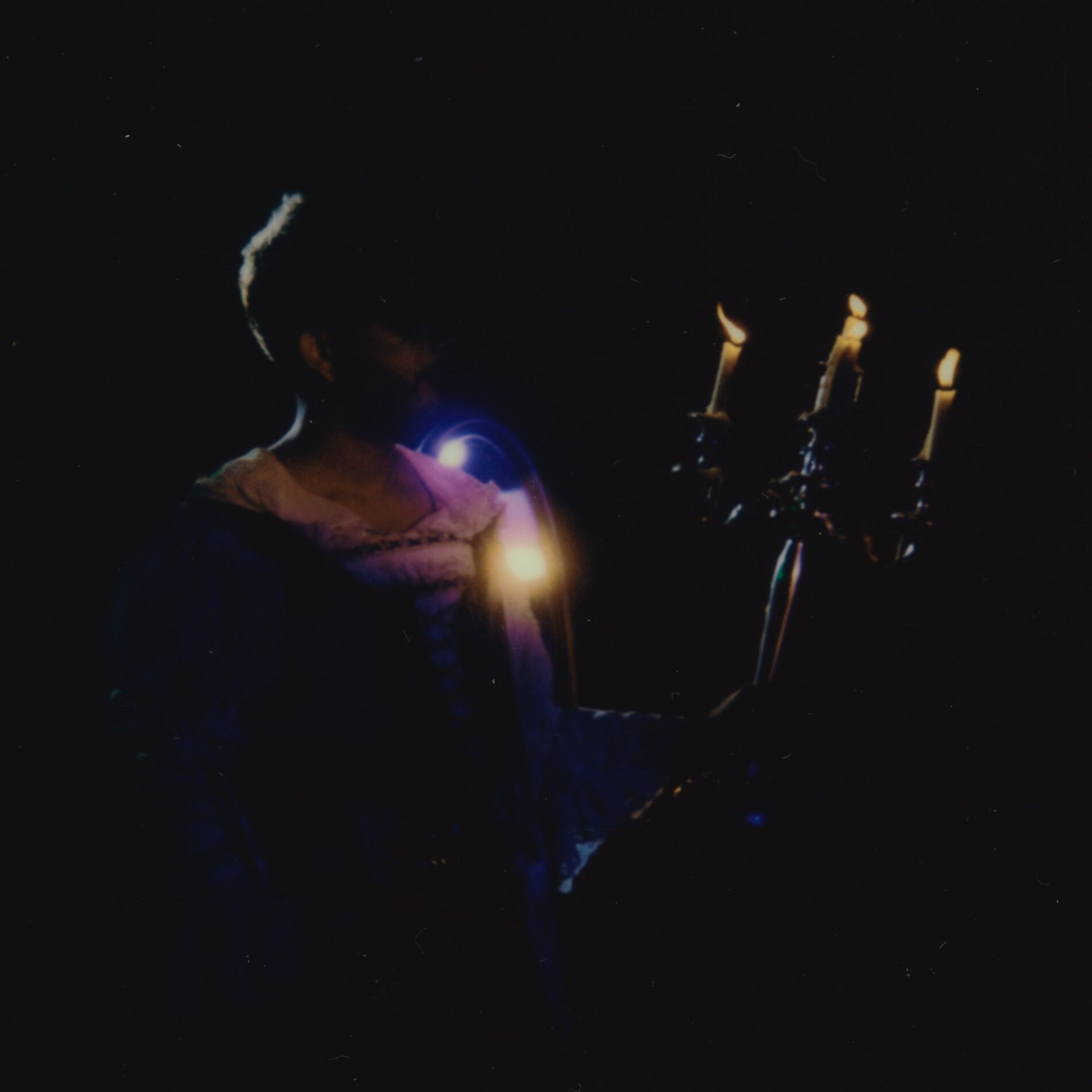 Album cover of loin de moi le drame