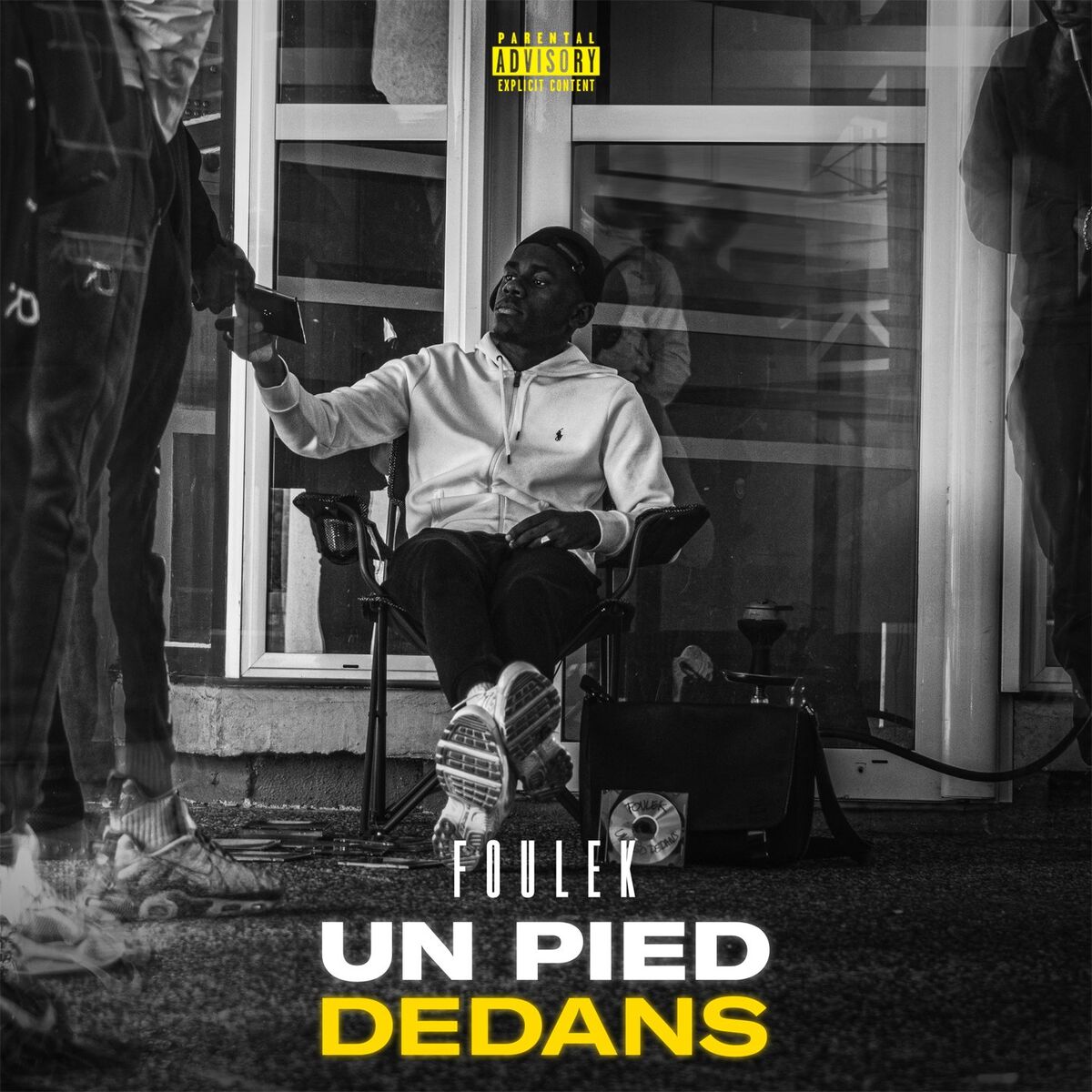 Album cover of UN PIED DEDANS