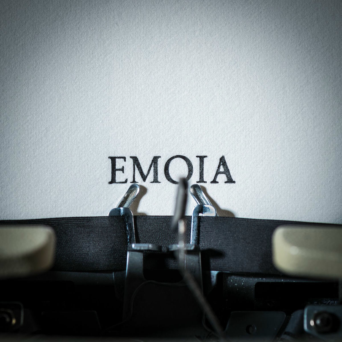 Album cover of EMOIA