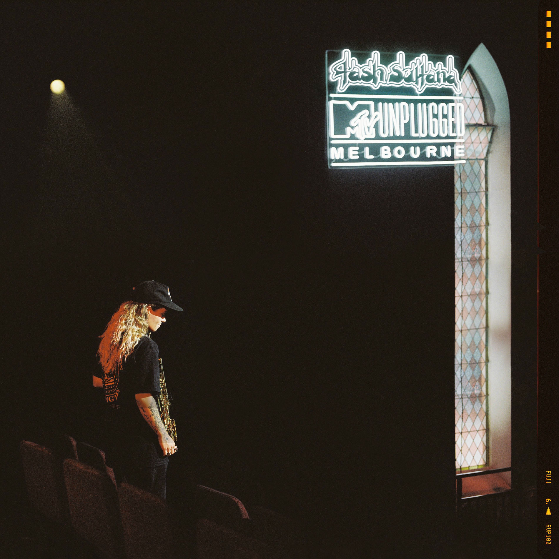 Album cover of MTV Unplugged (Live In Melbourne)
