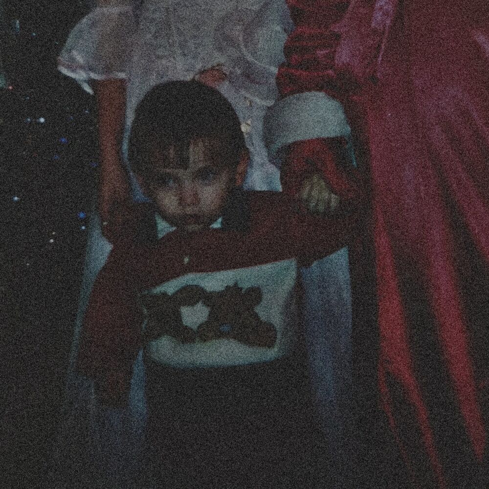 Picture of WHO IS THIS HXLLBLXXDY