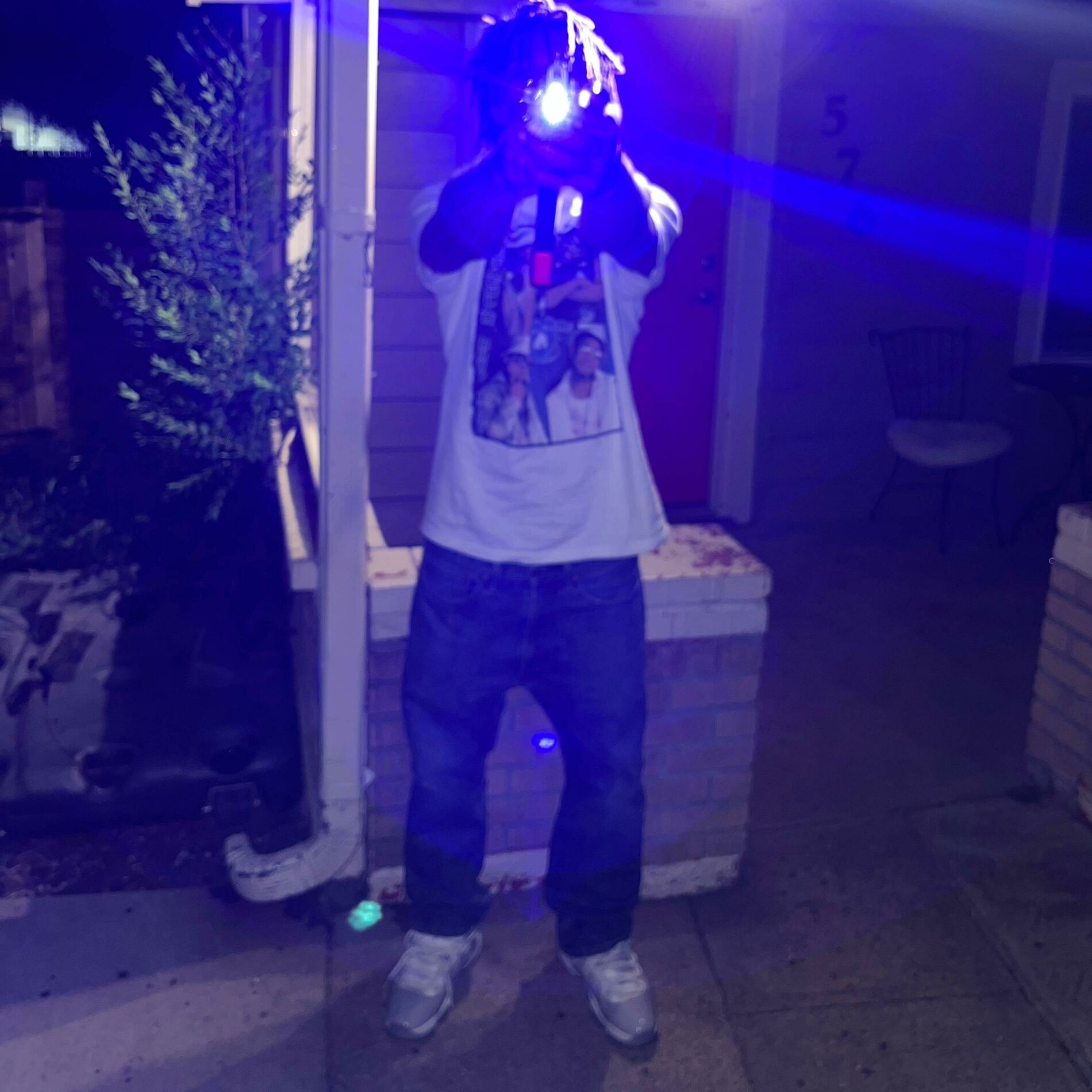 Album cover of HOL ON WTF (feat. Lou deezi)
