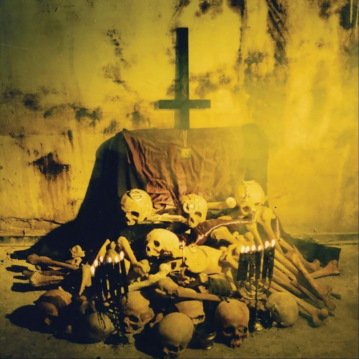 Album cover of Cycle of Horror