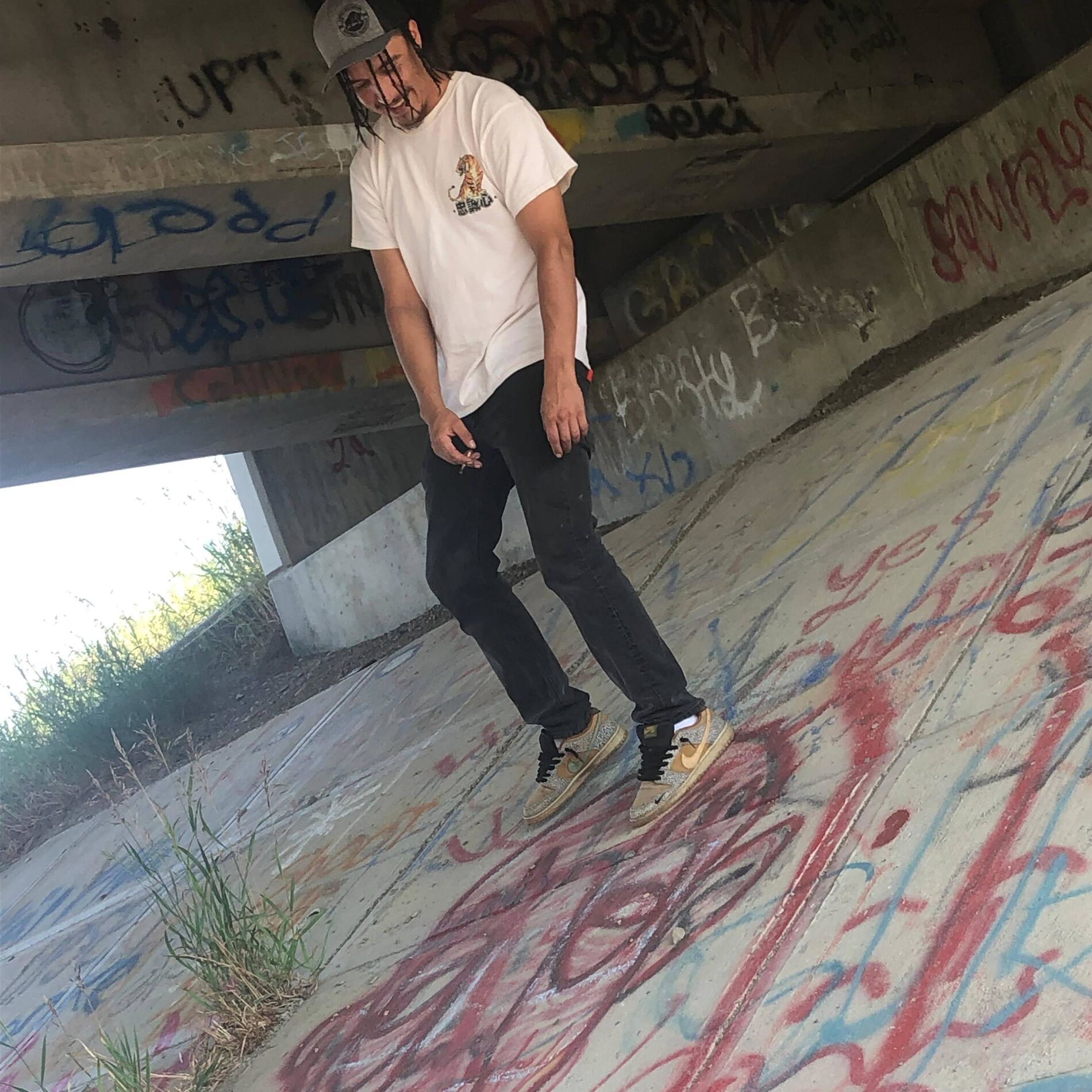 Album cover of IDGAF (feat. DED)