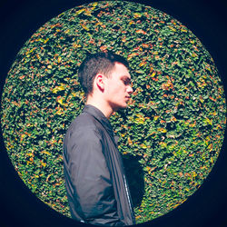 Cover of PEQUEÑO MUNDO by undefined