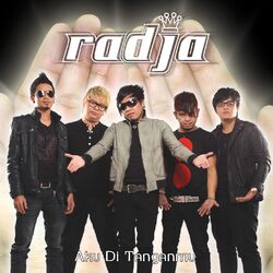 Cover of Aku Di Tanganmu