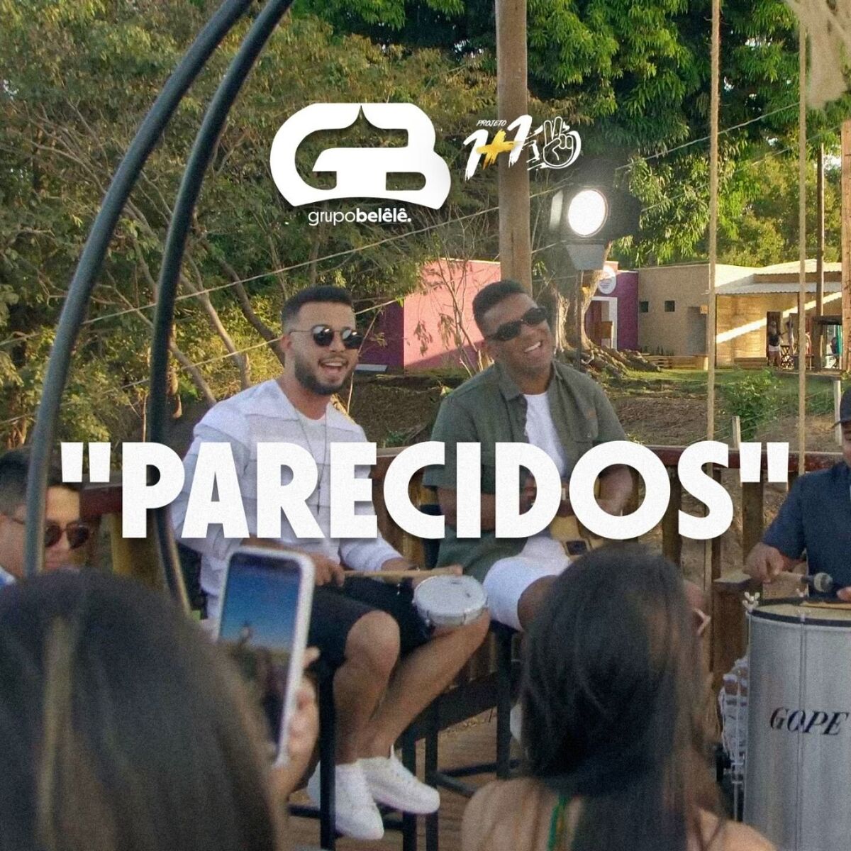 Album cover of Parecidos