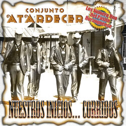Cover of Nuestros Inicios... Corridos