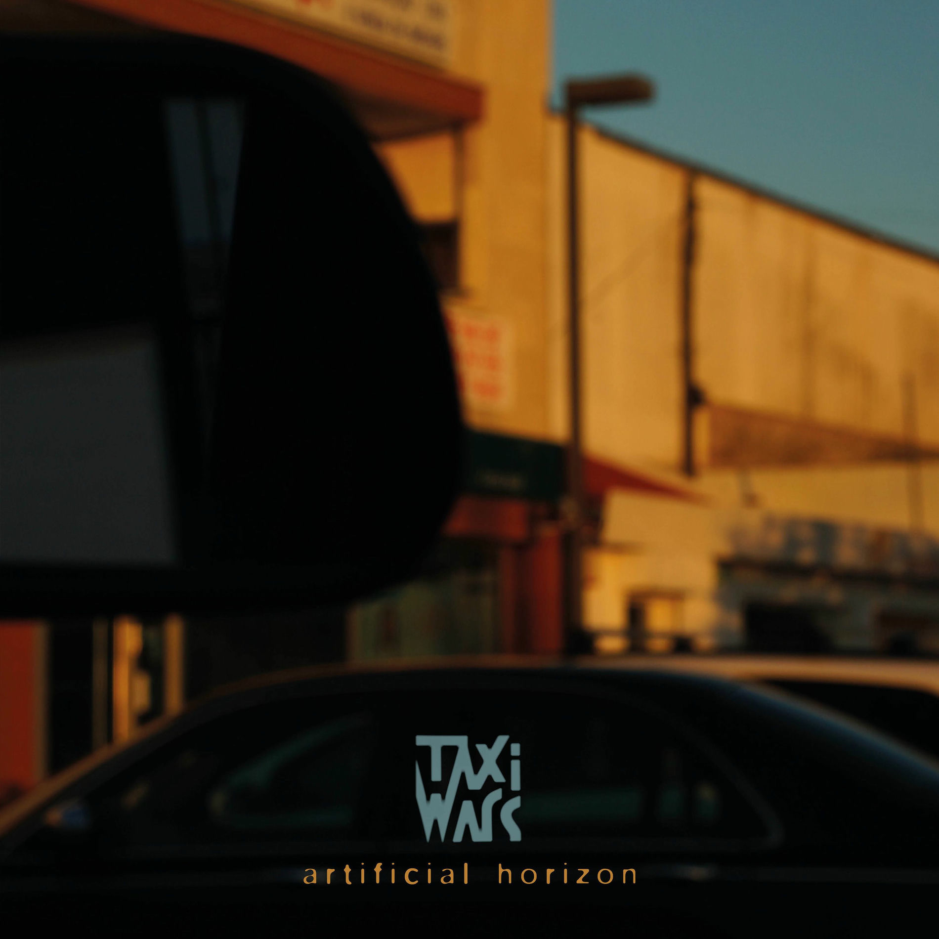 Album cover of Artificial Horizon