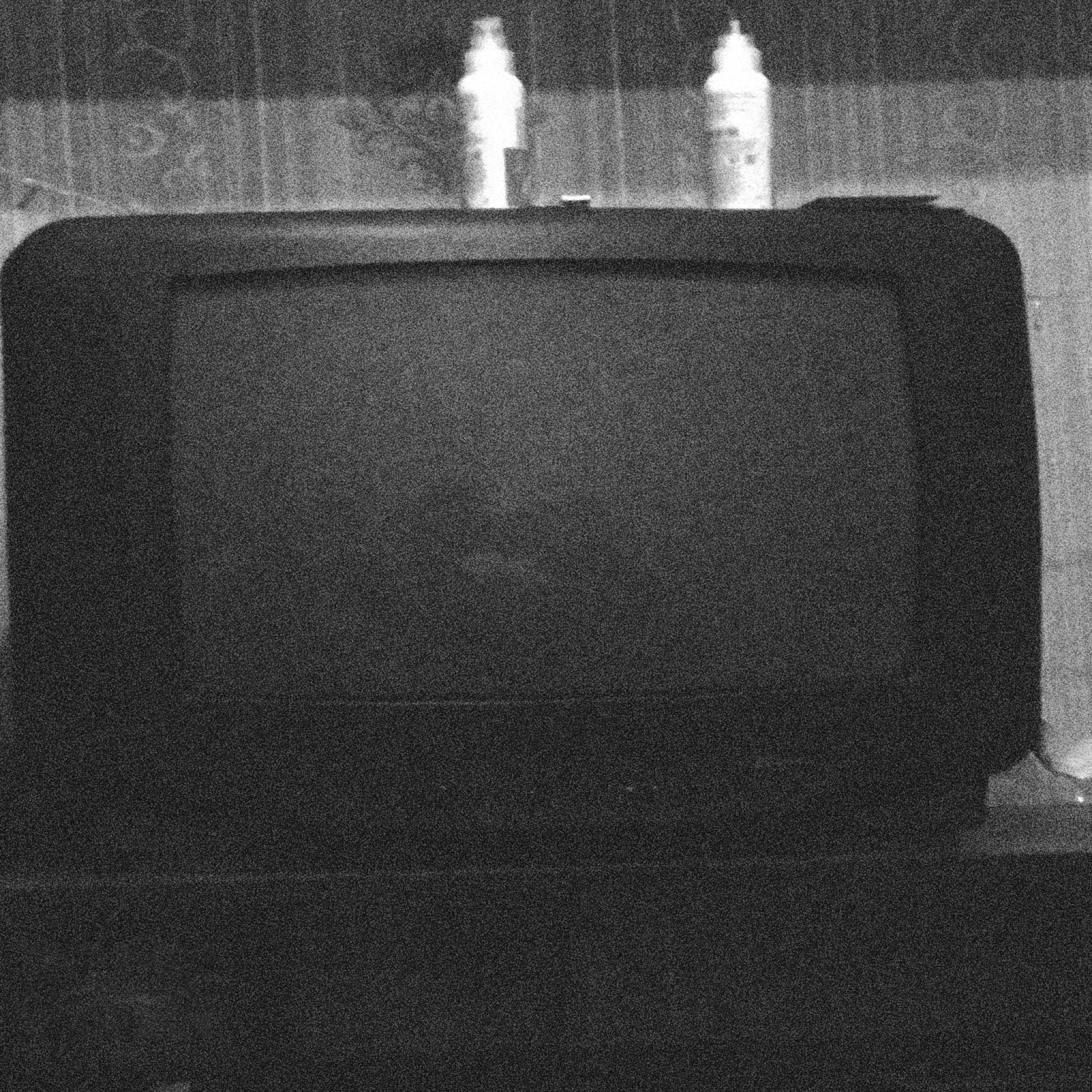 Album cover of не летаем