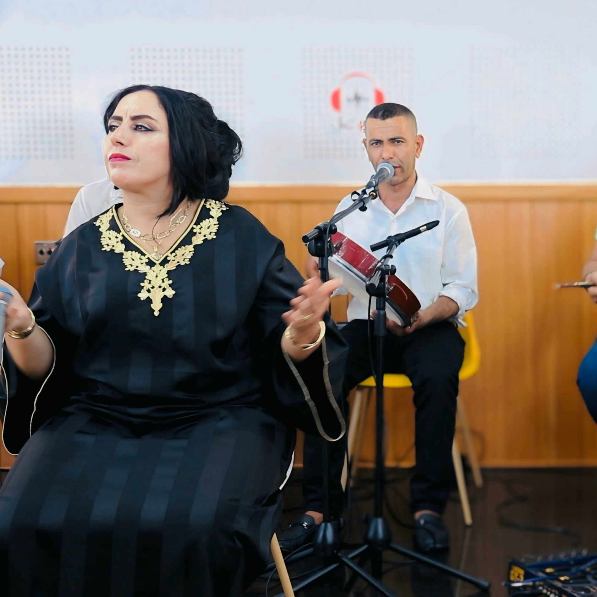Album cover of Halima lakhnifria akasikh ayolino