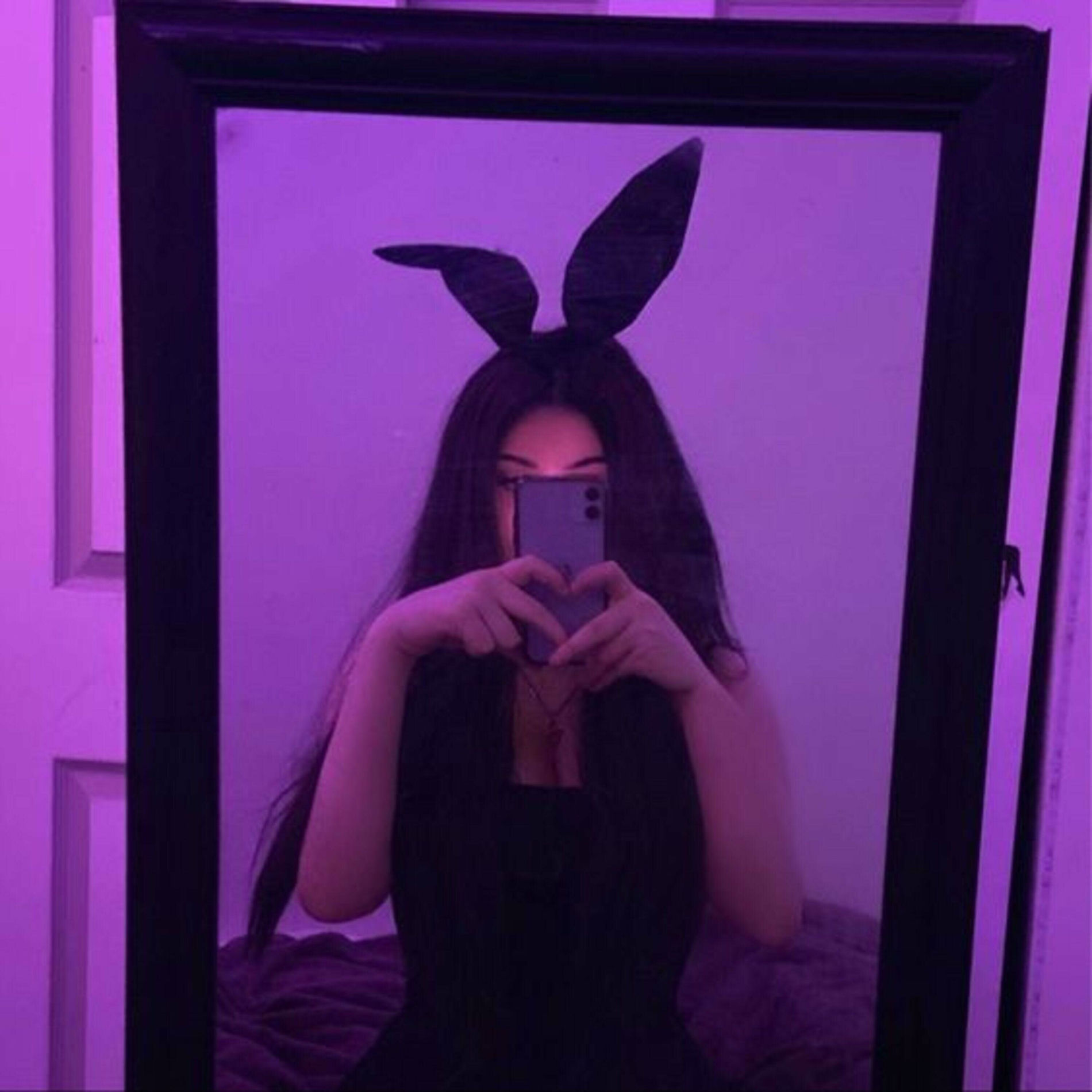 Album cover of idontwannabeyouanymore (sped up)