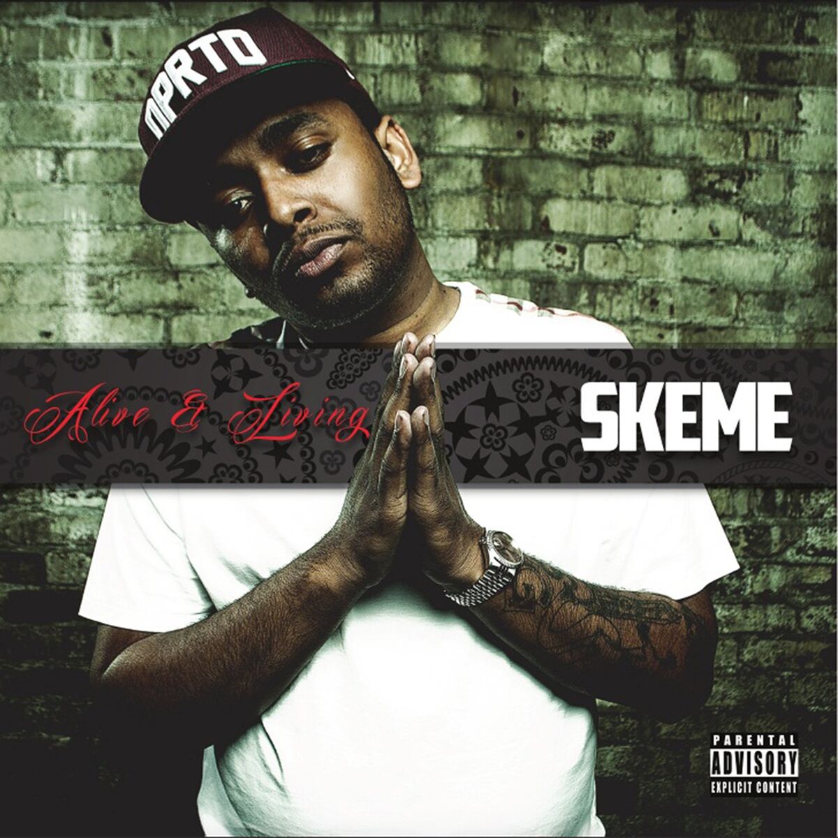 Album cover of Alive & Living (Deluxe Edition)
