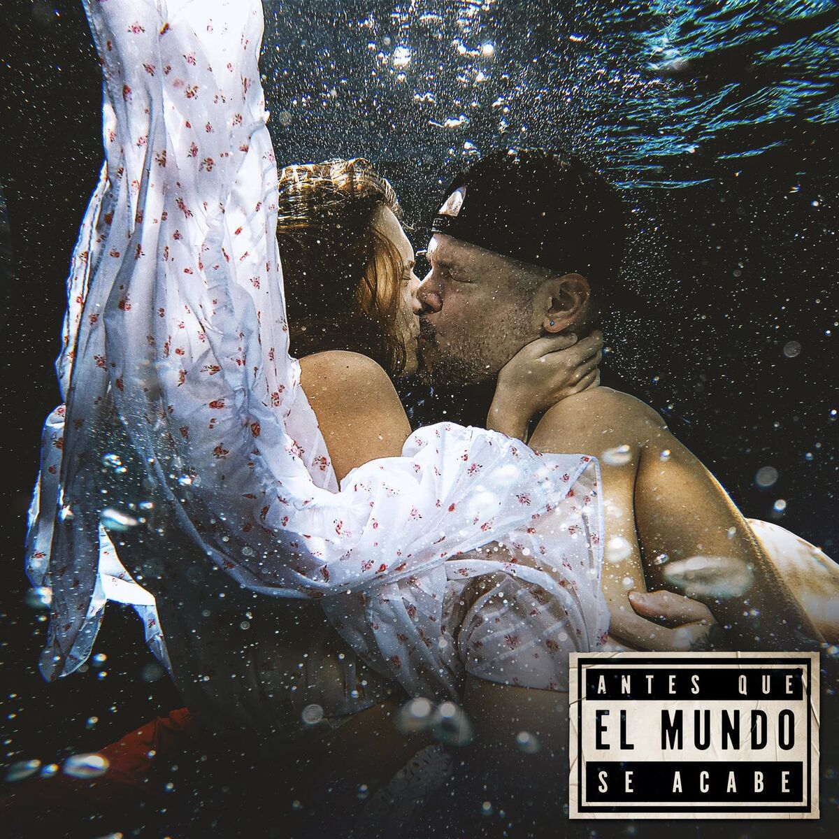 Album cover of Antes Que el Mundo Se Acabe