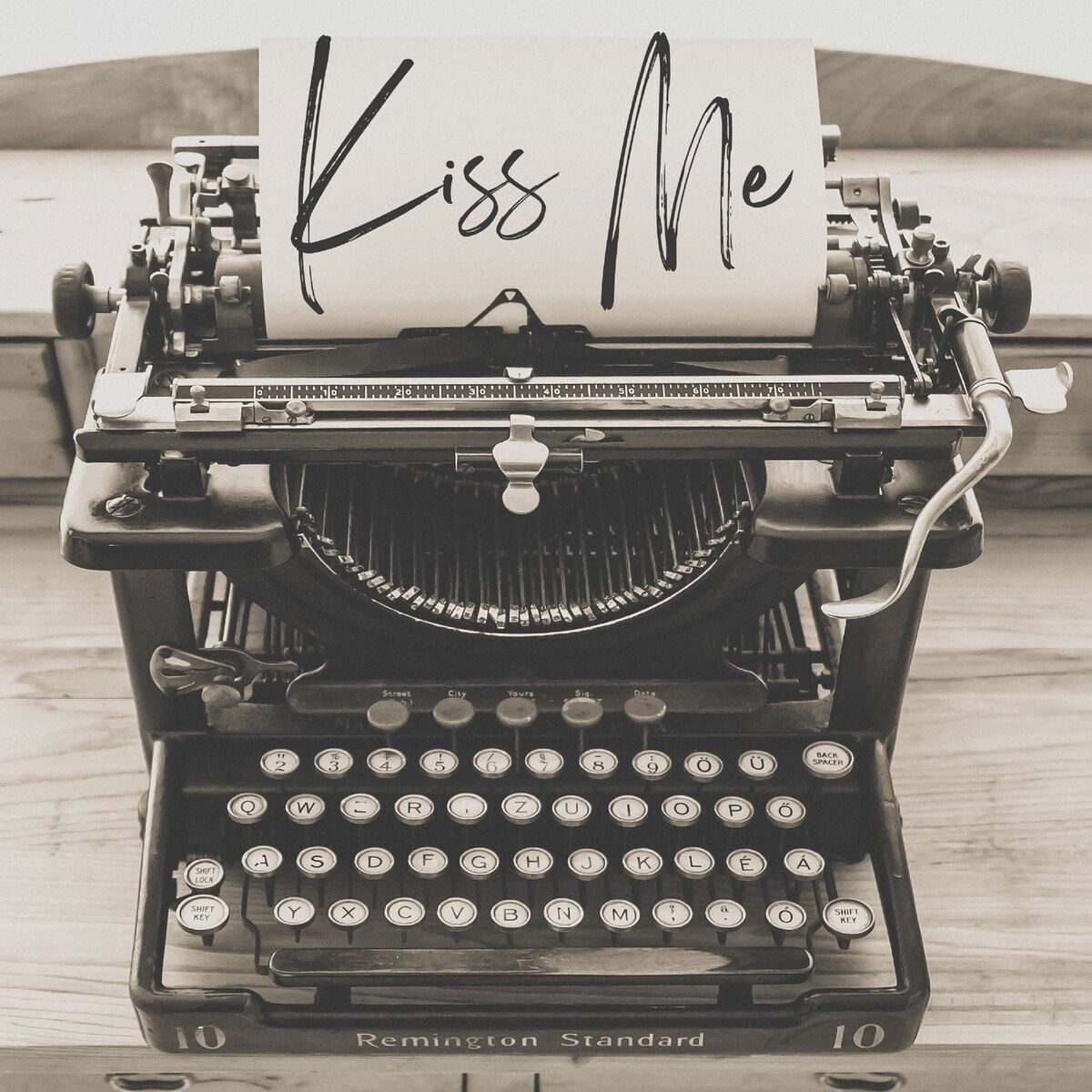 Album cover of Kiss Me