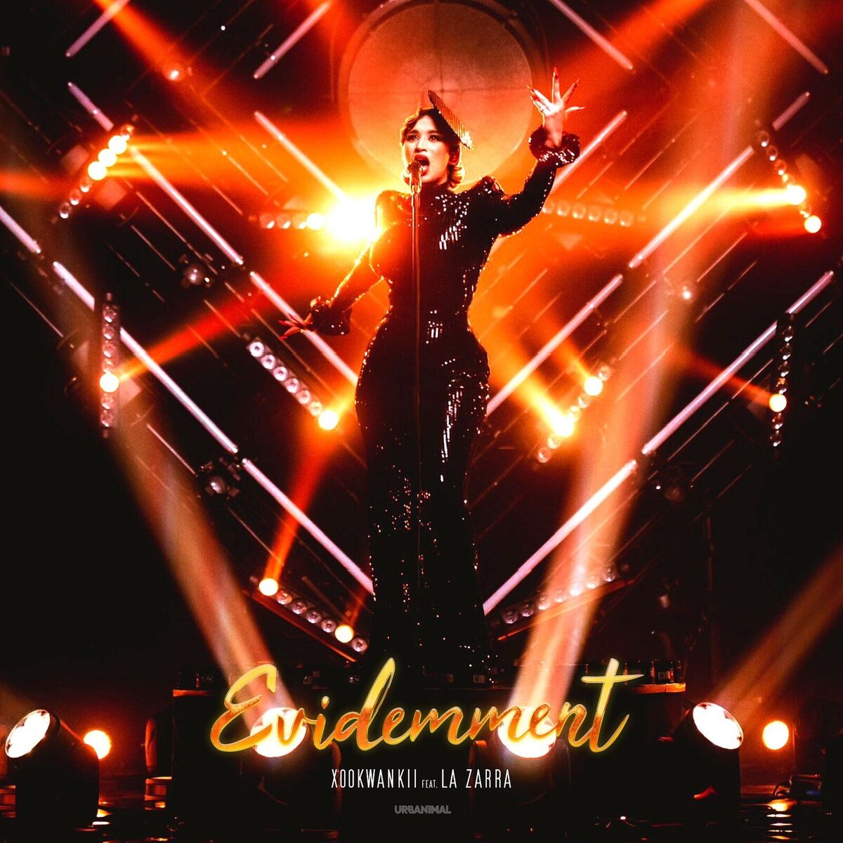 Album cover of Évidemment