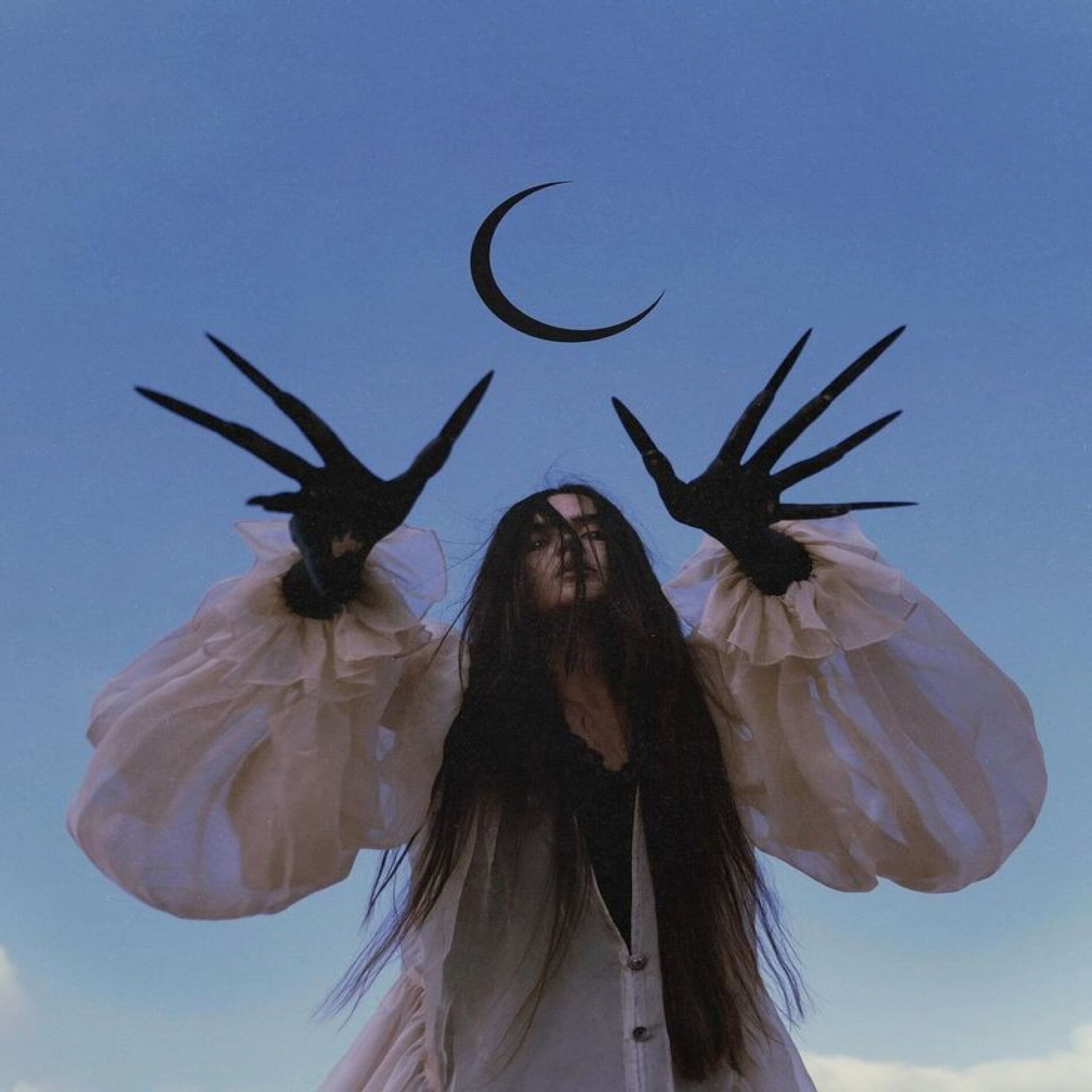 Album cover of Thirty-Three Knights Without Their Unenchanted Princes