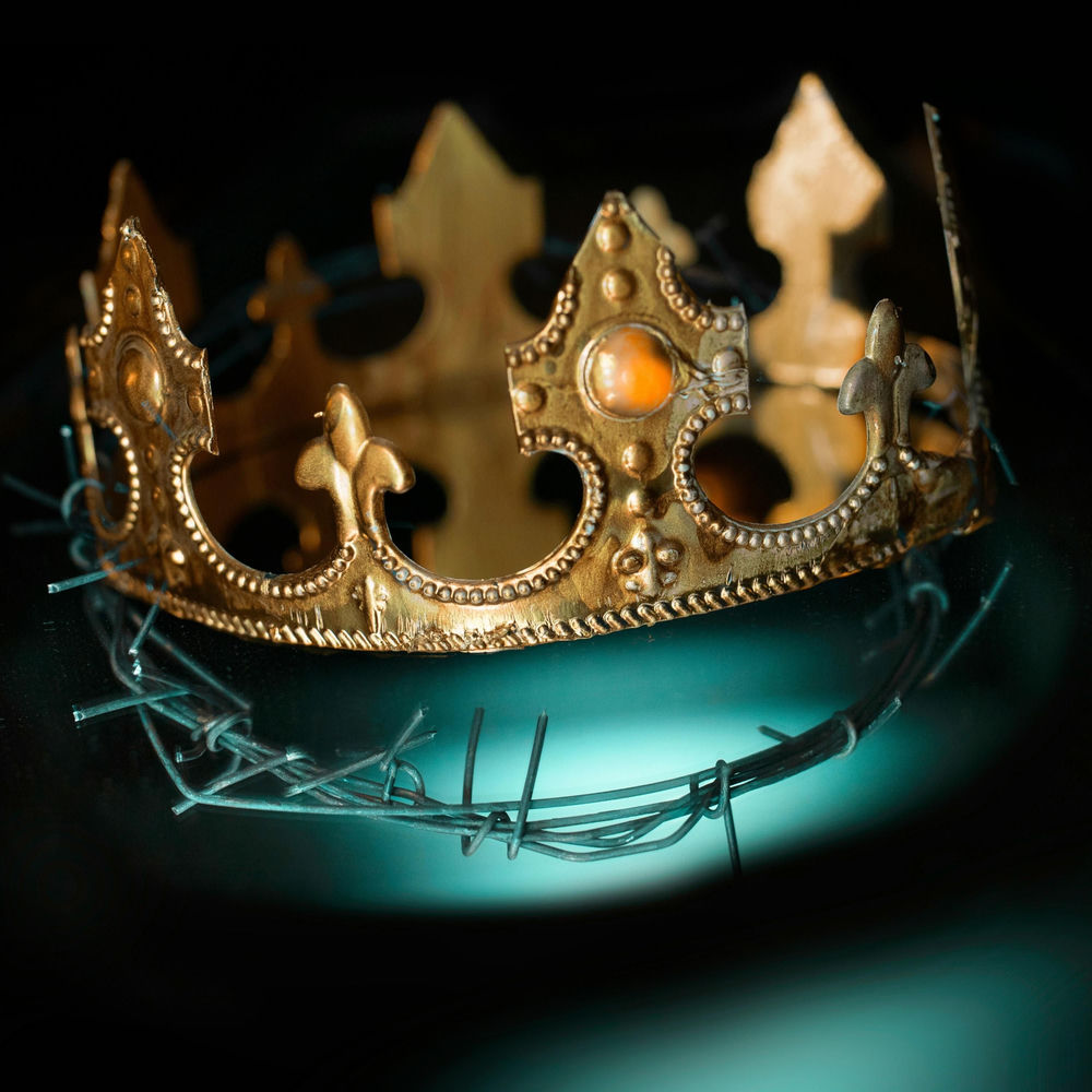 Album artwork for Crown of Gold by EchoWave