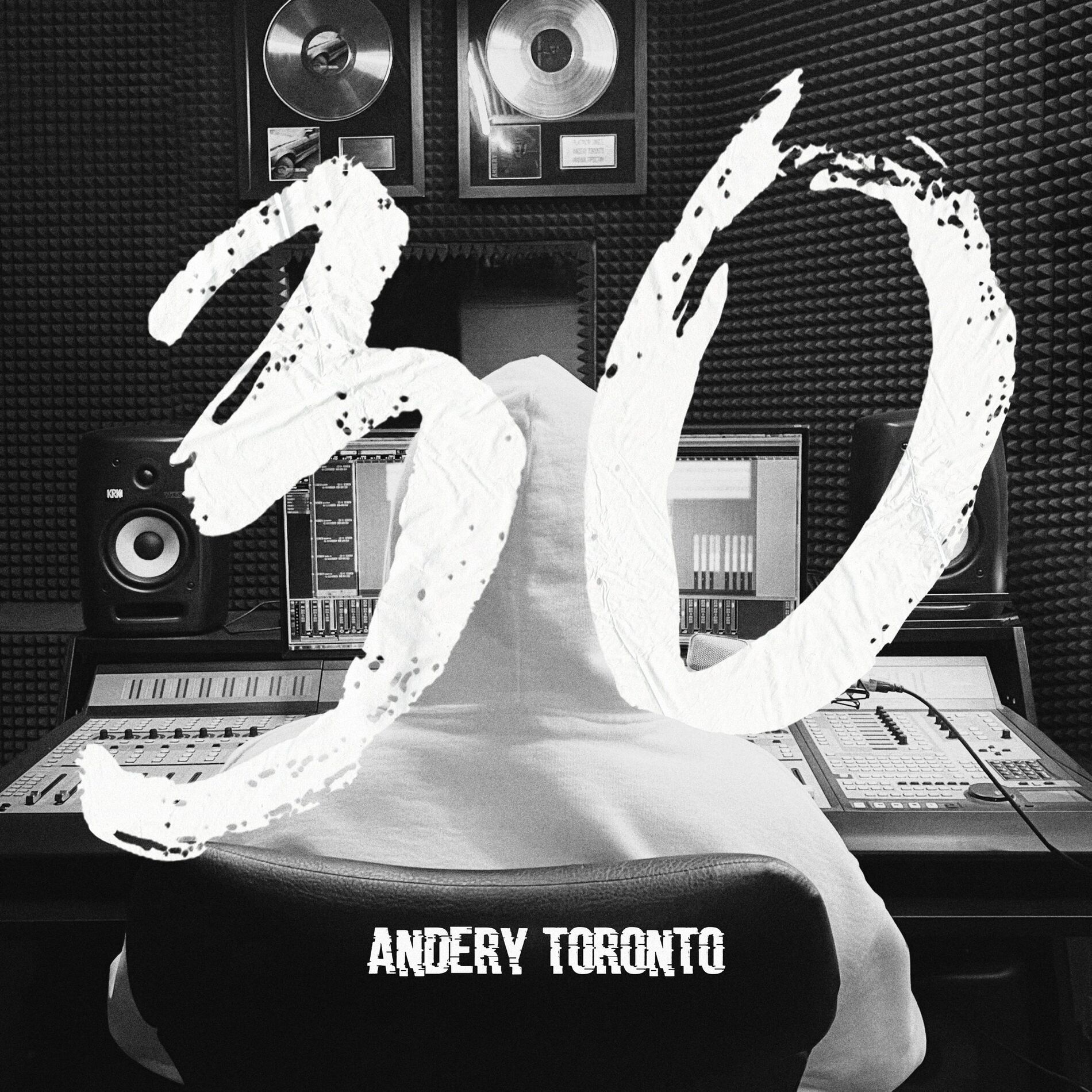Album cover of 30