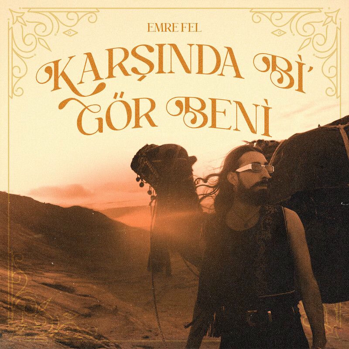 Album cover of Karşında Bi' Gör Beni