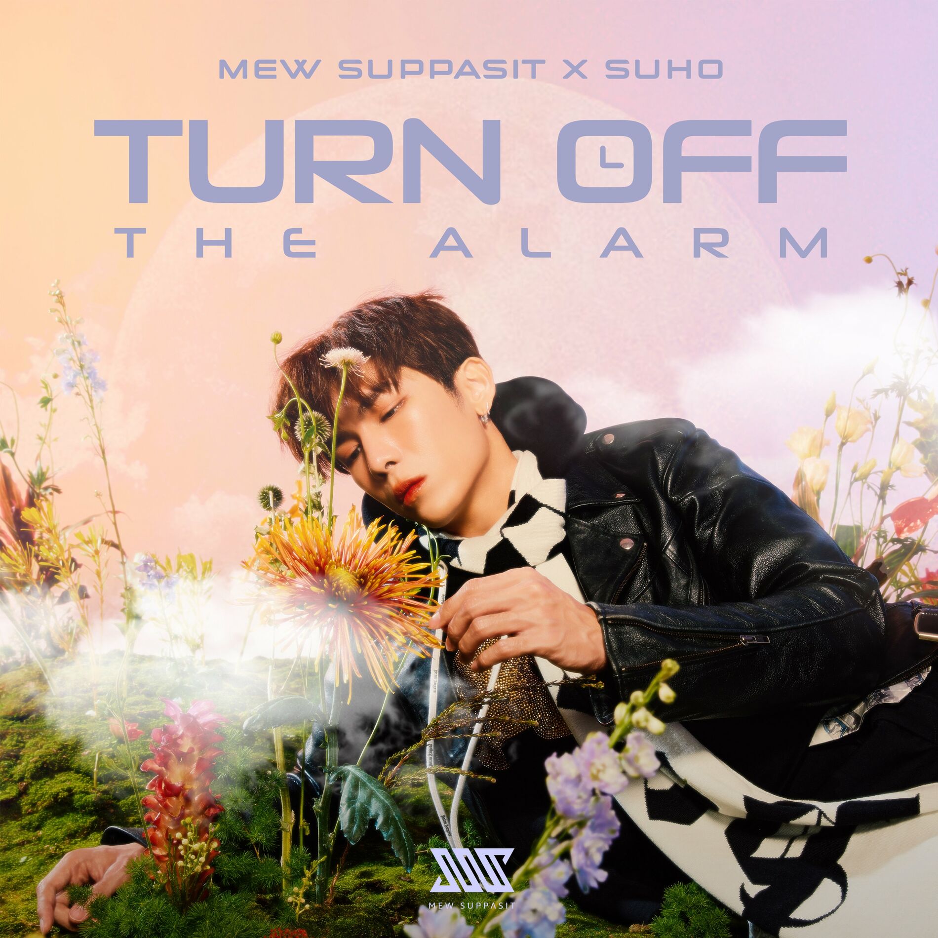 Mew Suppasit - Turn Off The Alarm: lyrics and songs | Deezer