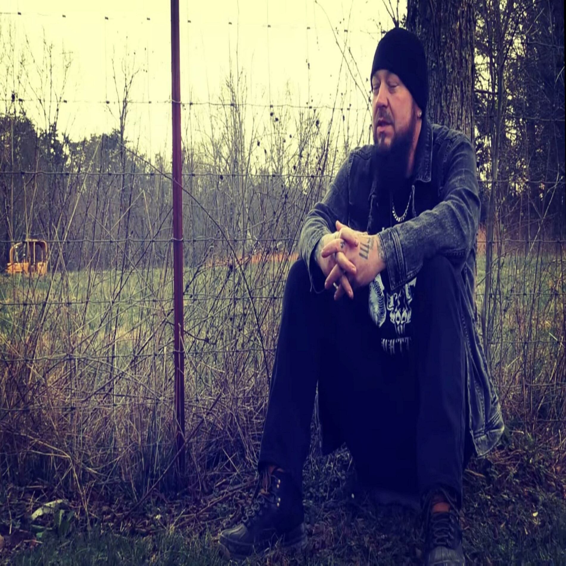 Album cover of How Can Anybody Love Me (feat. YaBoi Dirty)
