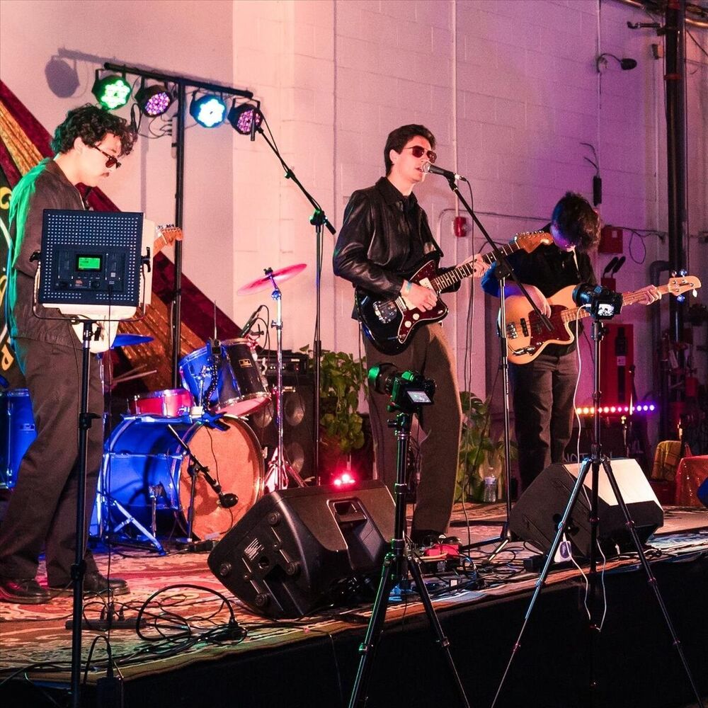 Picture of Night Moves (Live)