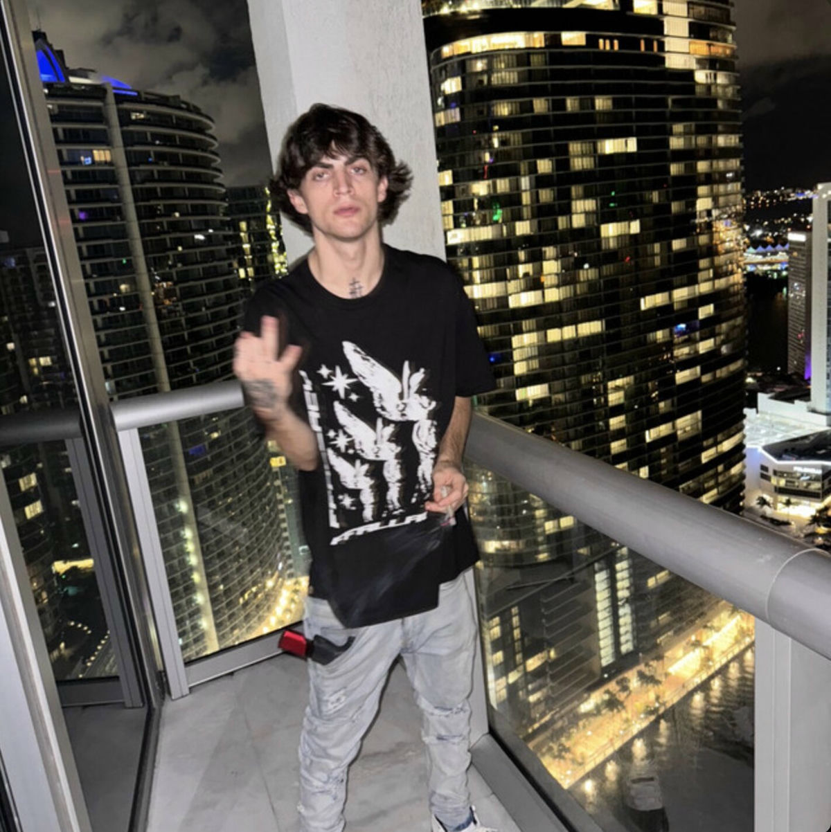 1900Rugrat: albums, songs, concerts | Deezer