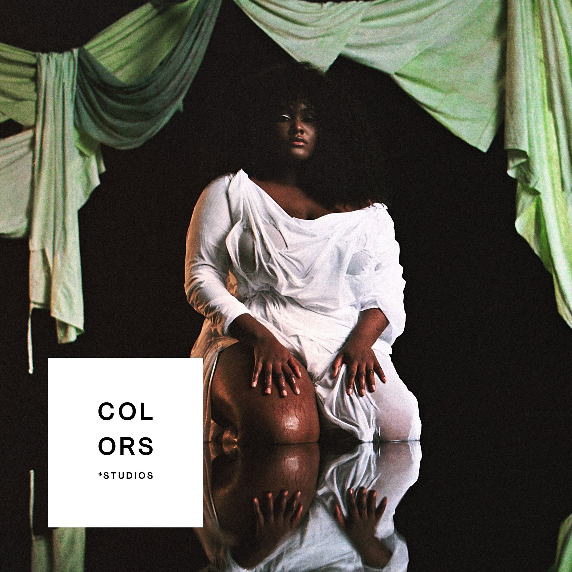Album cover of INDÉLÉBILE - NEW OPERA by COLORS