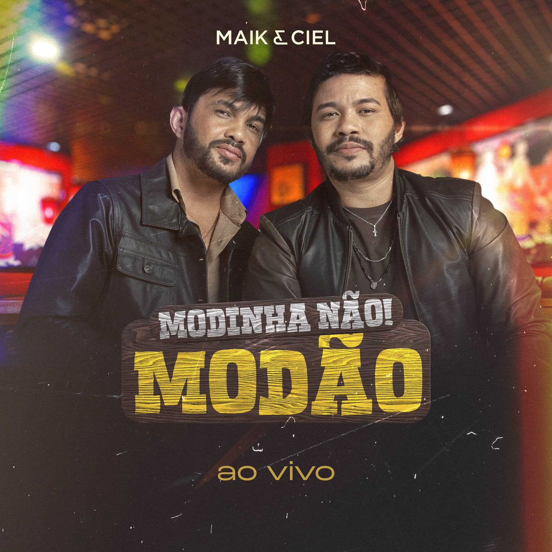 Album cover of Meia Noite e Meia