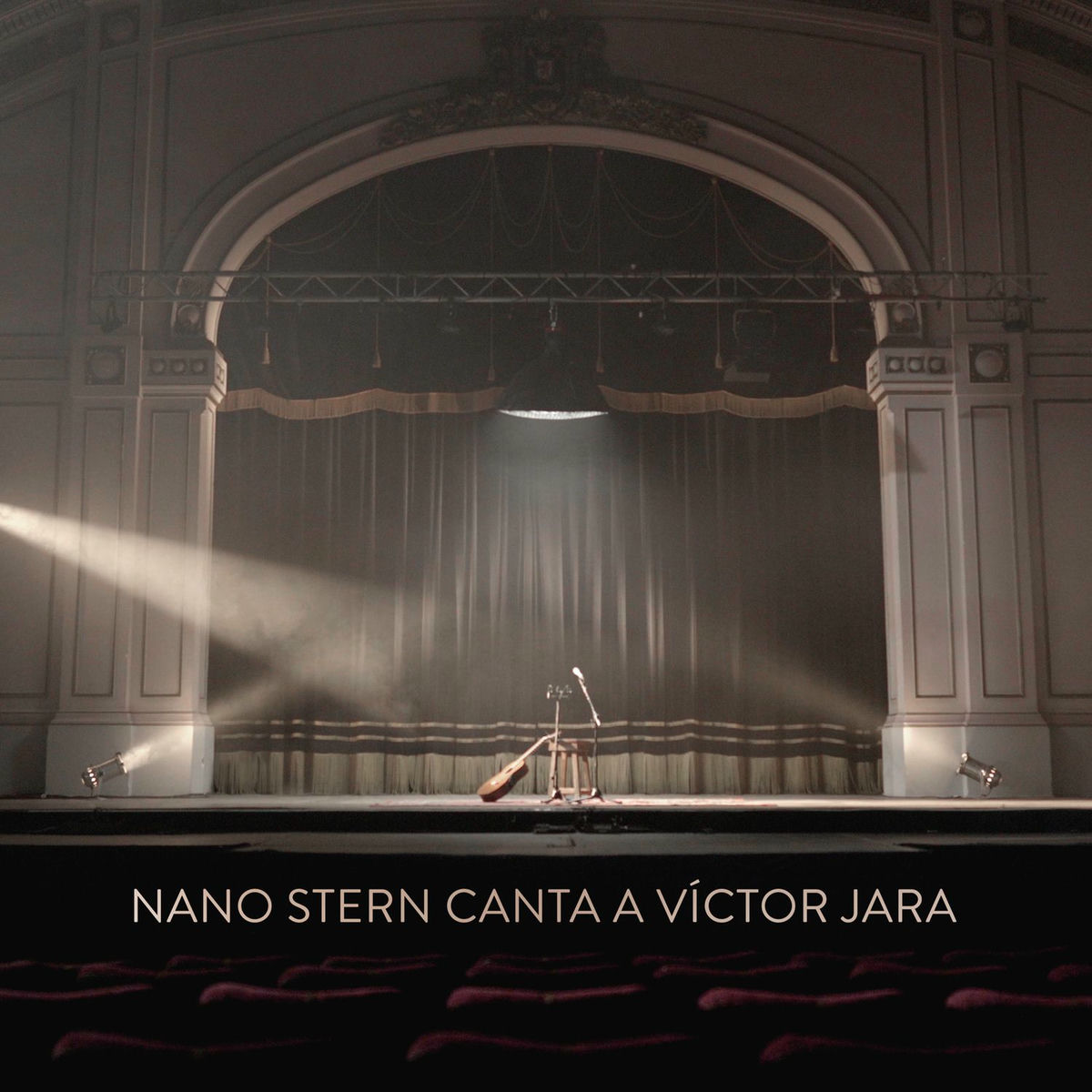Album cover of Canta a Víctor Jara
