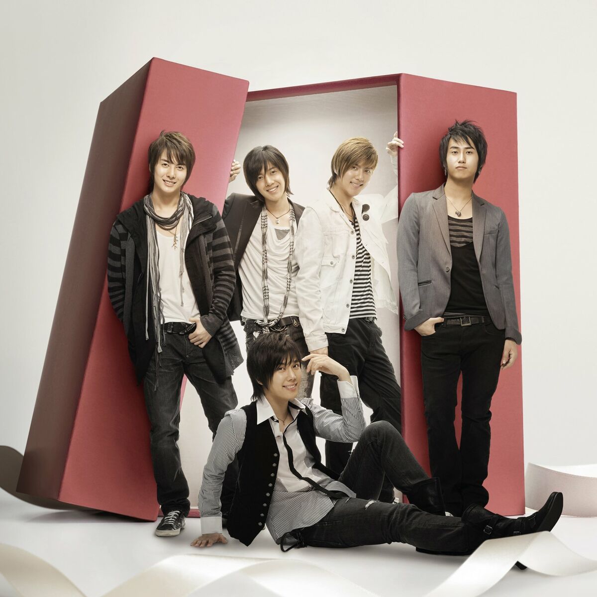 Album cover of Distance ～ Kimi to no Kyori (First Edition B)
