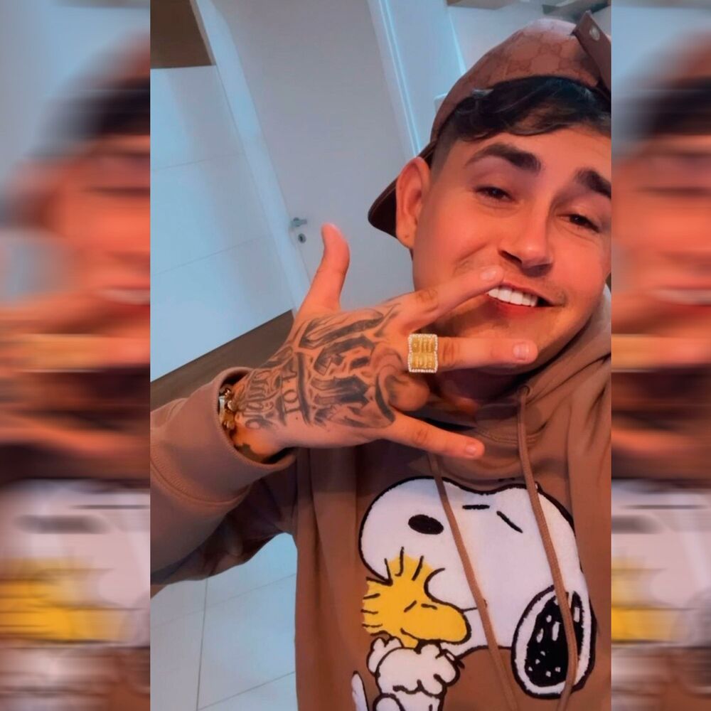 Picture of Senta Firme (feat. DJ Pedrão DaDez)