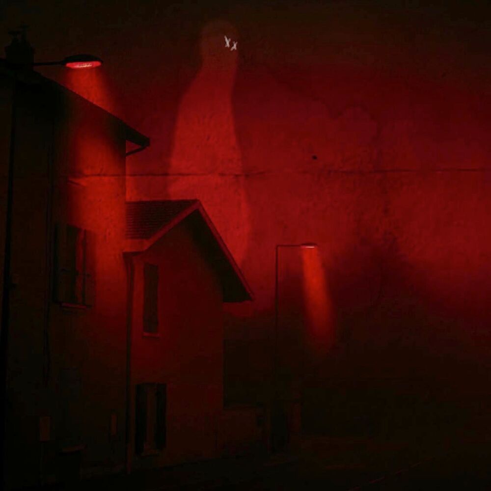 Picture of red room
