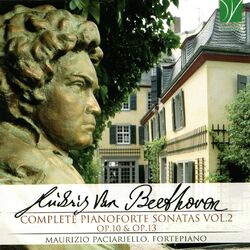 Cover of Beethoven: Complete Pianoforte Sonatas, Vol. 2