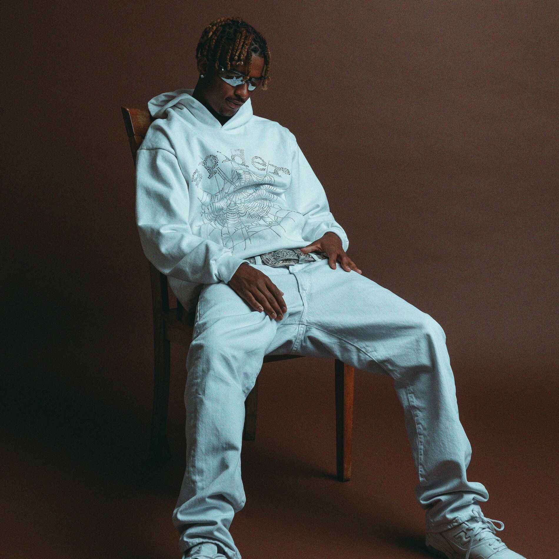 Album cover of diamonds and pressure