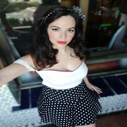 Cover of Como la Flor (Cover)