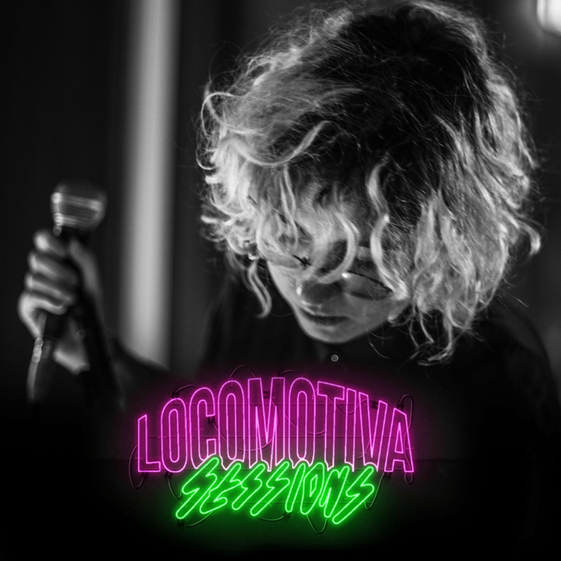 Album cover of Sophia Chablau e uma Enorme Perda de Tempo (Locomotiva Sessions)