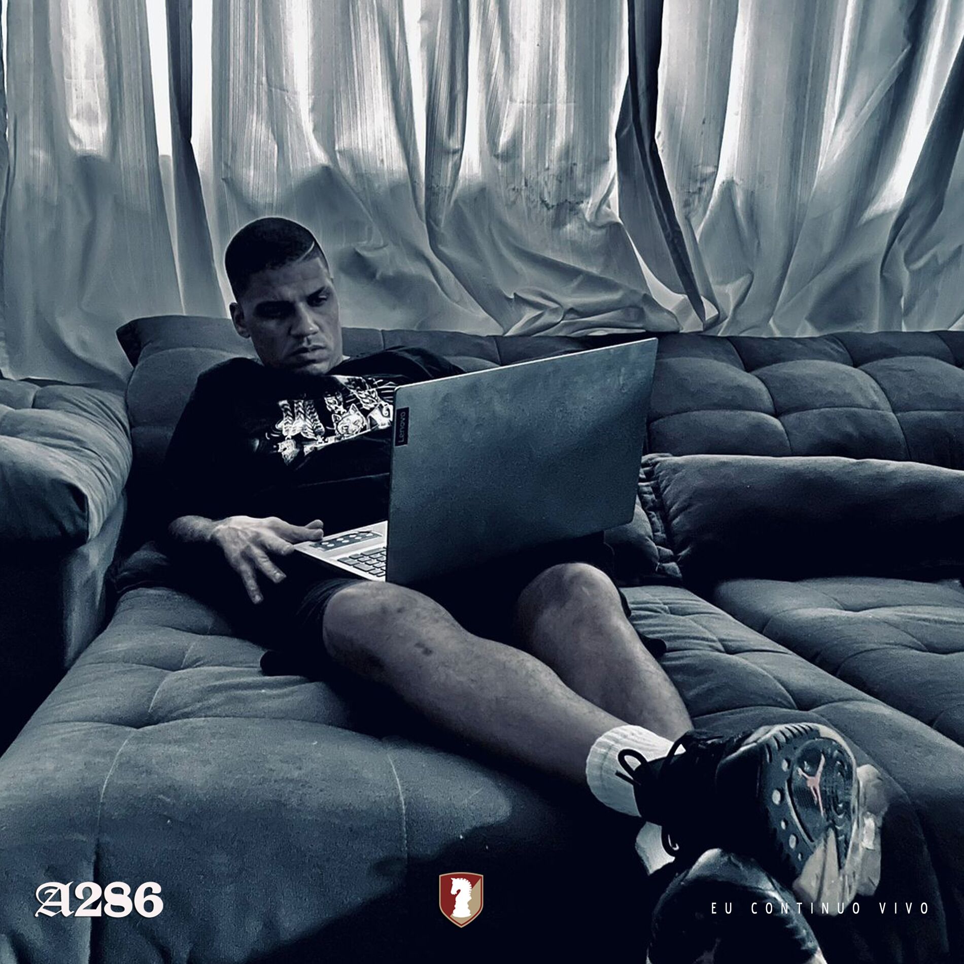Album cover of Eu Continuo Vivo