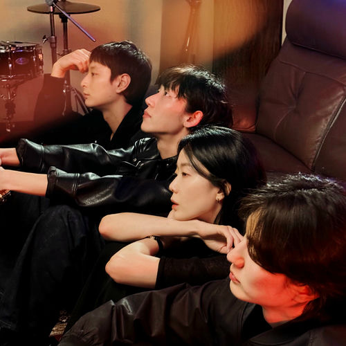 Seoul Dabansa – Still Falling – Single