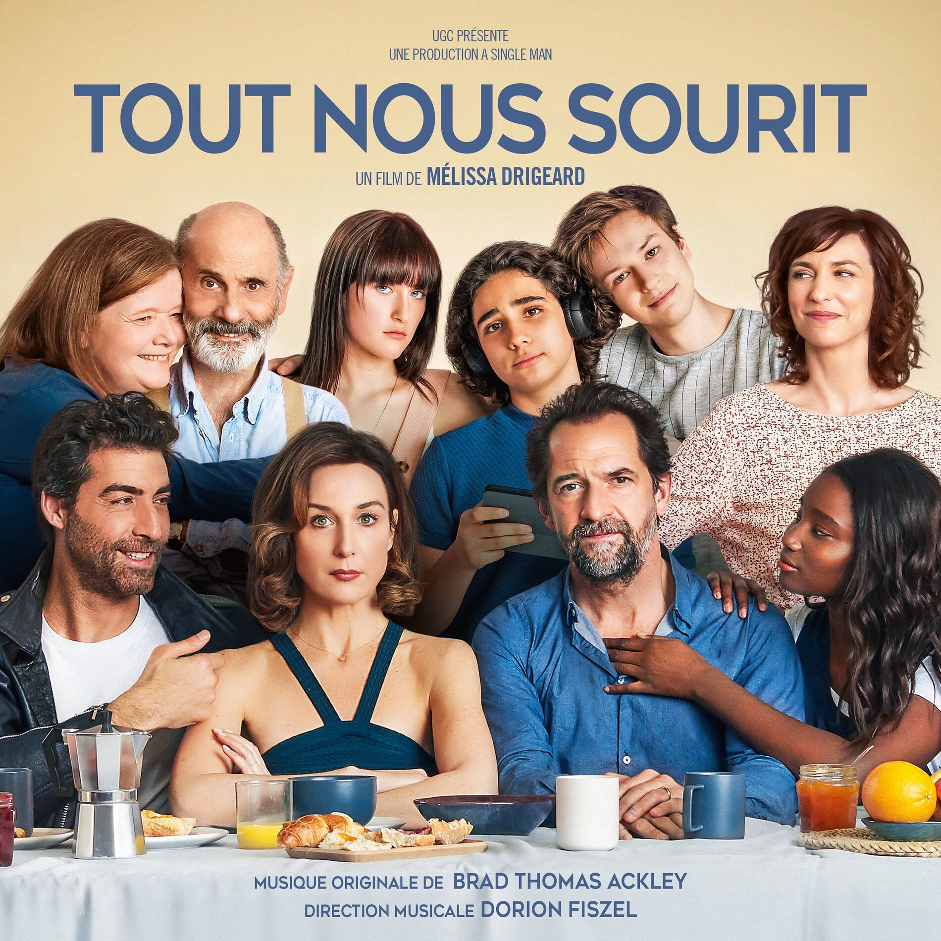Album cover of Tout nous sourit (Bande originale du film)