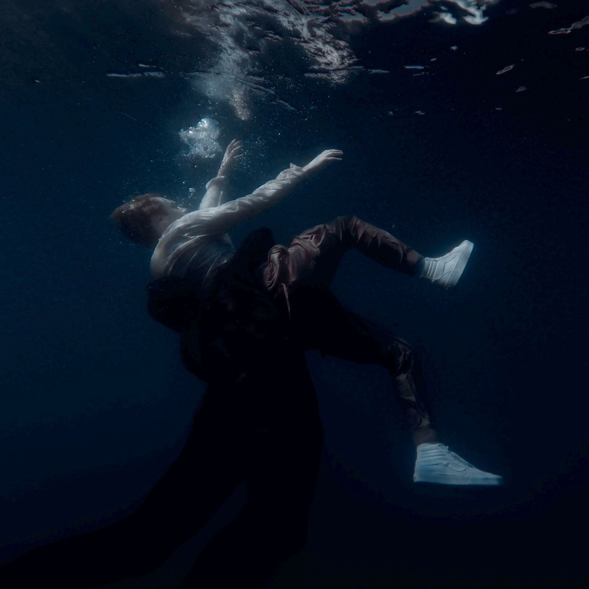 Album cover of LET ME GO