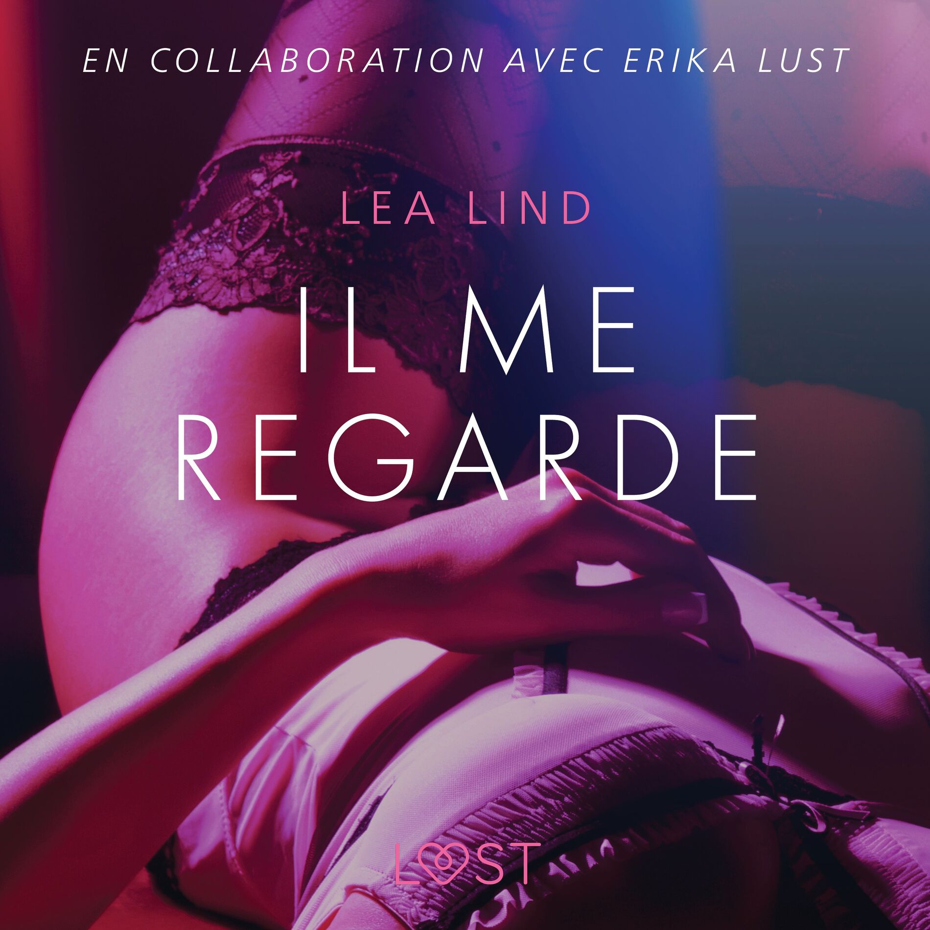 Album cover of Il me regarde – Une nouvelle érotique