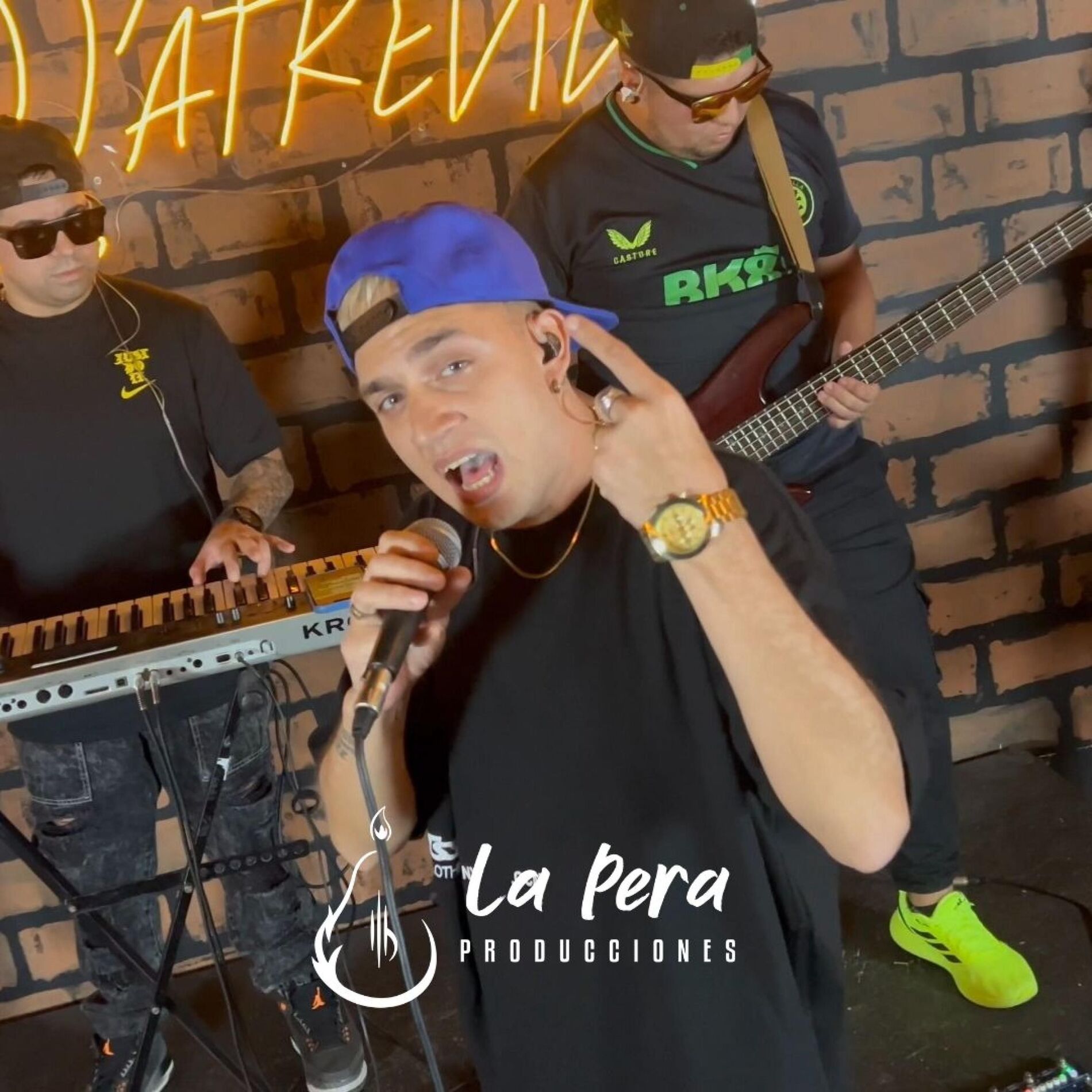 Album cover of SESSIONS 11 (feat. JUNIOR)